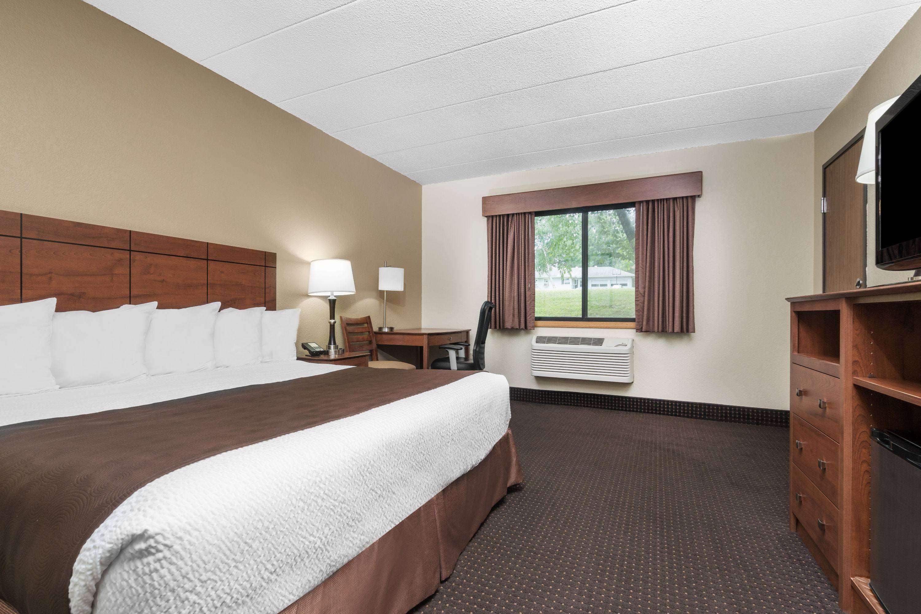 Americinn By Wyndham Lake City Extérieur photo