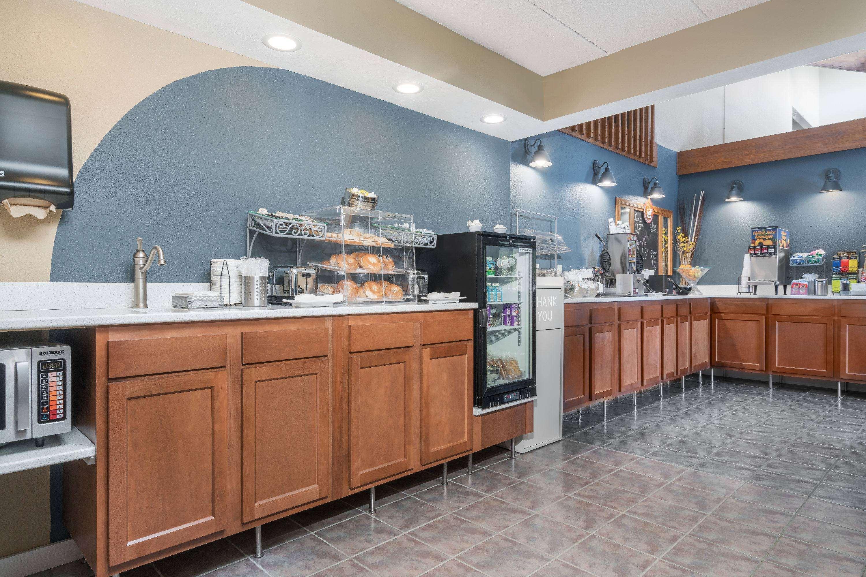 Americinn By Wyndham Lake City Extérieur photo