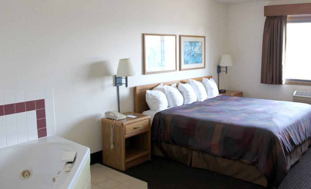 Americinn By Wyndham Lake City Extérieur photo