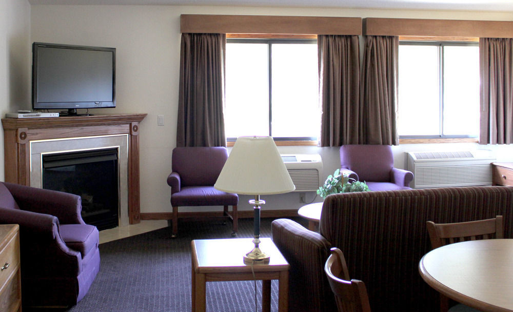 Americinn By Wyndham Lake City Extérieur photo
