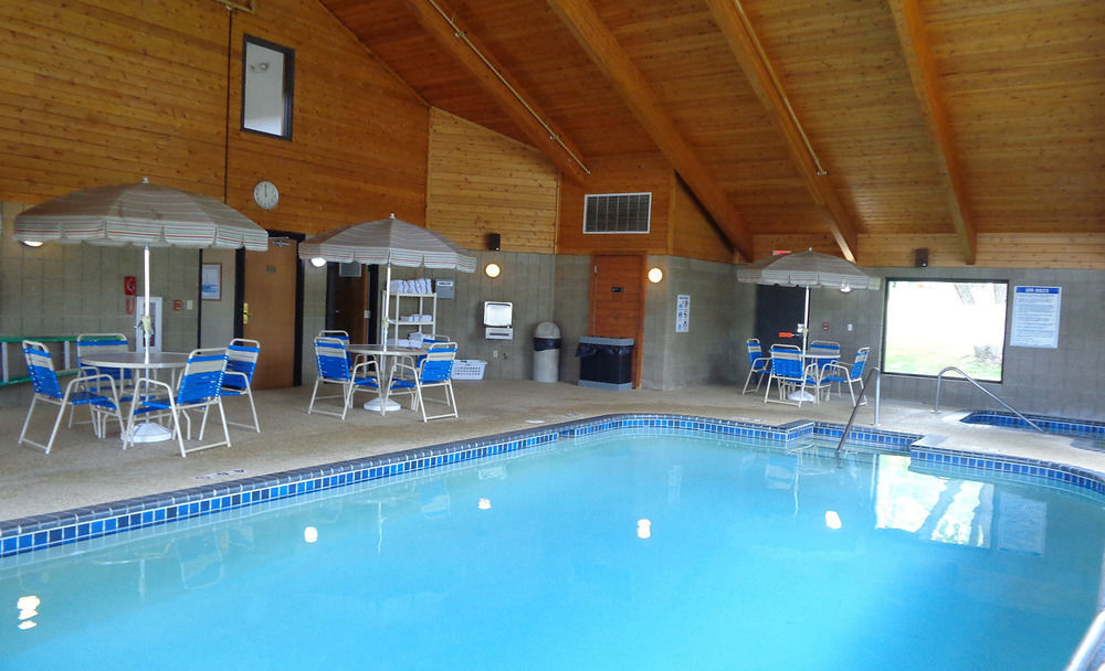 Americinn By Wyndham Lake City Extérieur photo